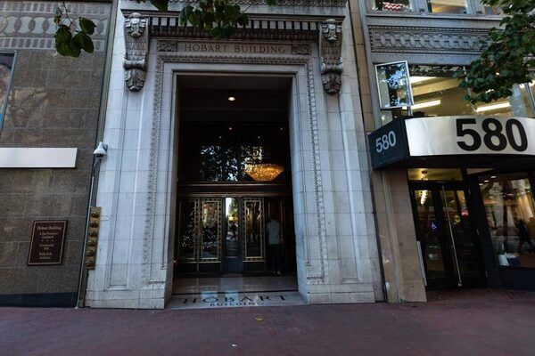 The Hobart Building entrance at 582 Market Street, San Francisco